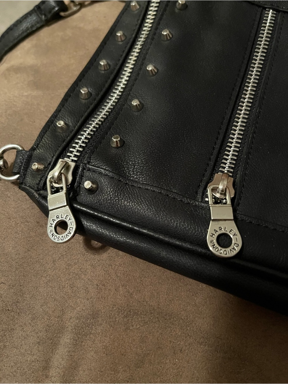 Harley-Davidson Black Leather Crossbody Bag - Picture 3 of 4